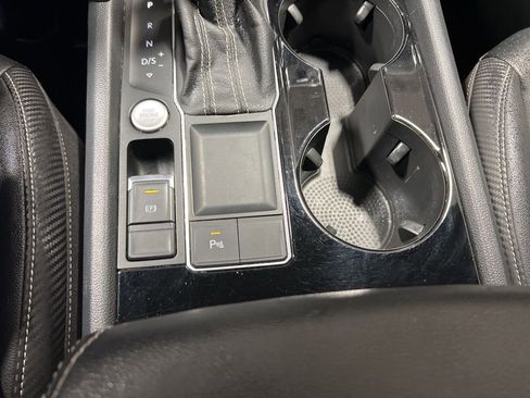 Used 2023 Volkswagen Atlas Cross Sport SE w/ Panoramic Sunroof Package image 35