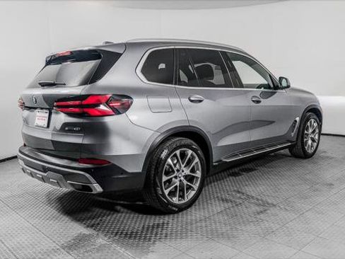 Used 2025 BMW X5 sDrive40i w/ Climate Comfort Package RWD image 8