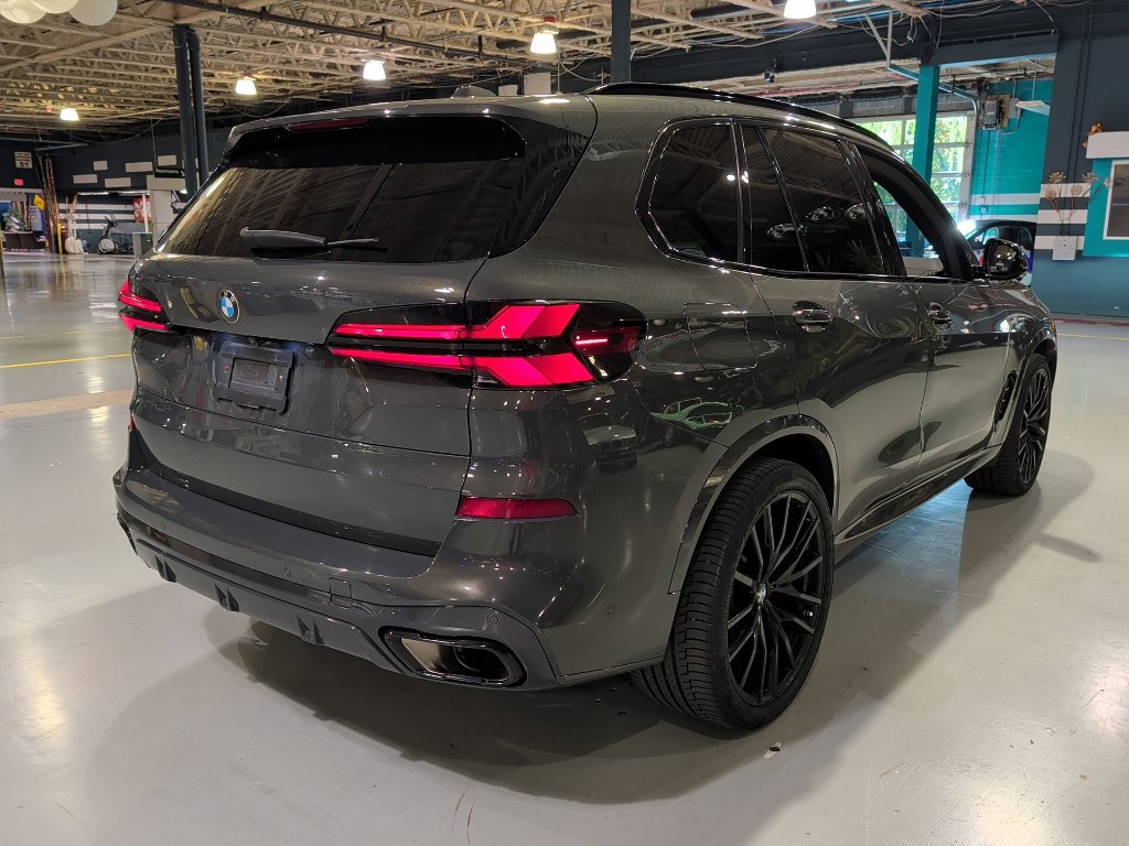 Certified 2024 BMW X5 xDrive40i w/ M Sport Package AWD/4WD image 9