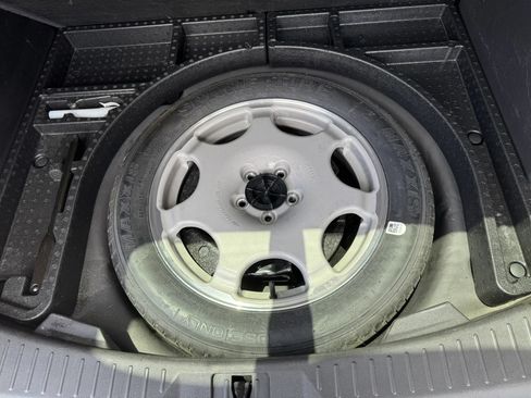 Used 2015 Ford Escape SE w/ Equipment Group 201A FWD image 6