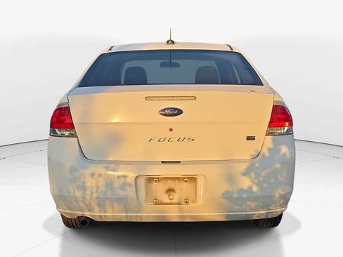 Used 2008 Ford Focus Sedan FWD image 5