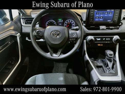 Used 2022 Toyota RAV4 LE FWD image 21