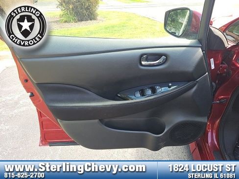 Used 2020 Nissan Leaf SV w/ Protection Package image 20