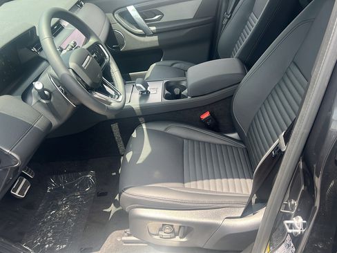 New 2026 Land Rover Discovery Sport Landmark AWD/4WD image 5