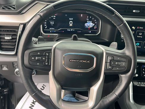 Used 2024 GMC Sierra 1500 Denali AWD/4WD image 10
