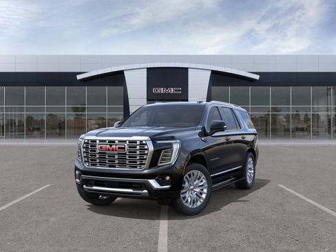 New 2026 GMC Yukon Denali w/ Sun & Power Step Package AWD/4WD image 8
