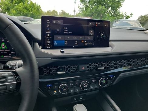 Certified 2025 Honda Accord Touring image 20