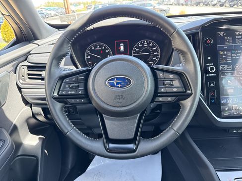 Used 2025 Subaru Forester Premium w/ Convenience Package #1 AWD/4WD image 17