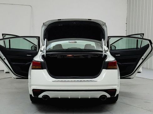 Used 2023 Nissan Altima 2.5 SL image 14