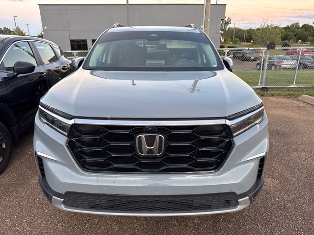 Used 2023 Honda Pilot Elite image 2