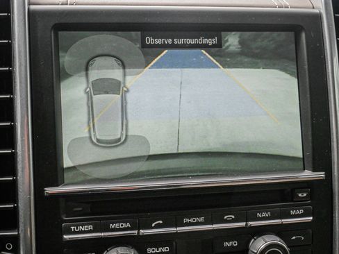 Used 2012 Porsche Cayenne S AWD/4WD image 25