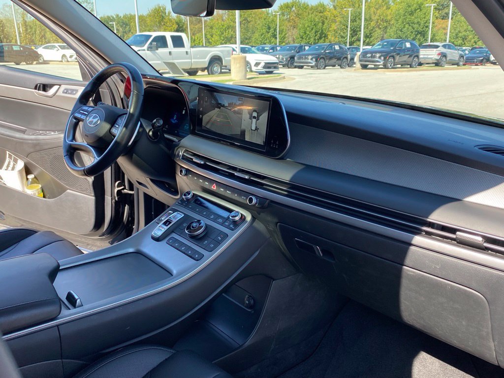 Used 2025 Hyundai Palisade SEL FWD image 31