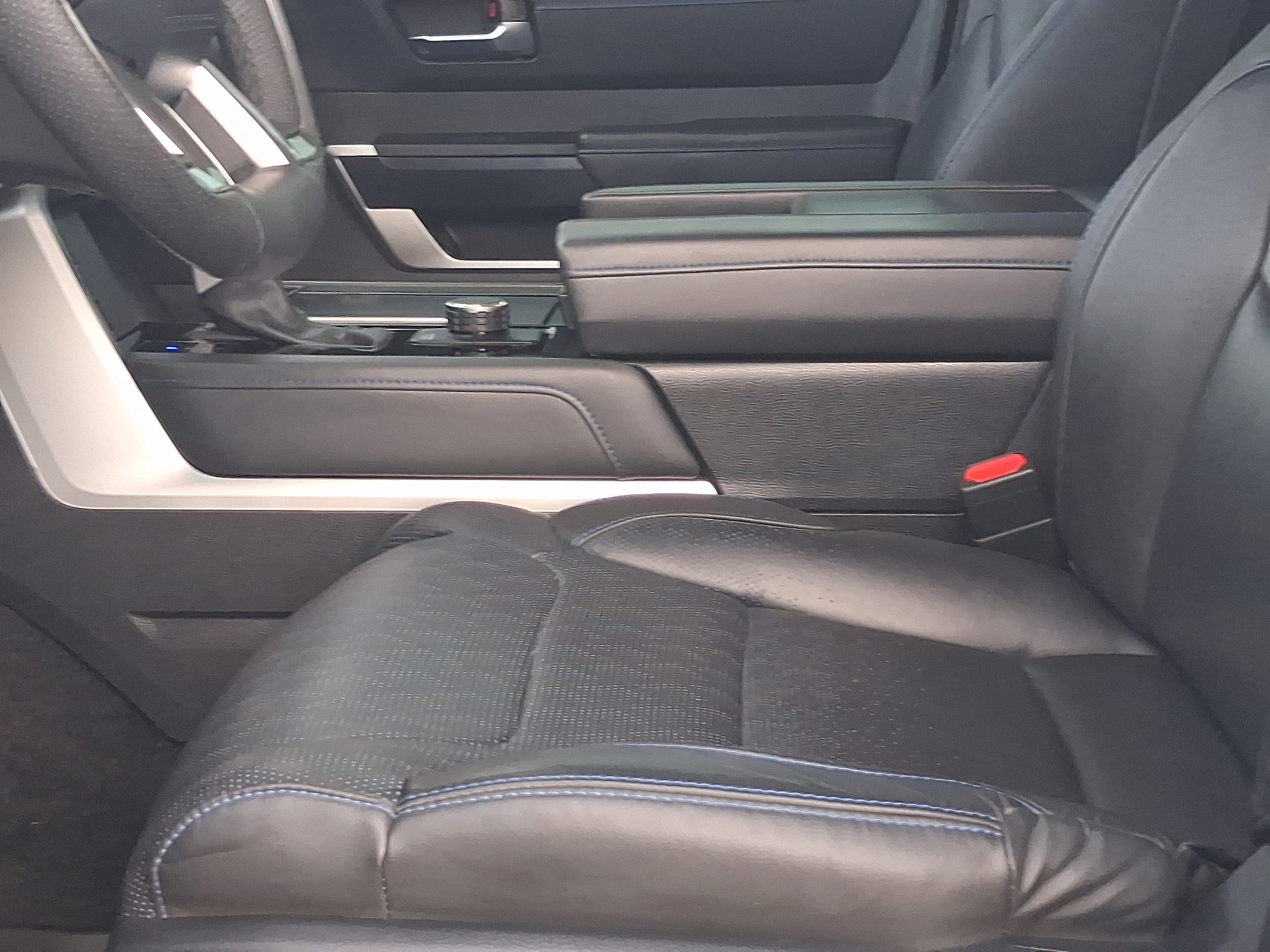 Used 2024 Toyota Sequoia Platinum RWD image 10