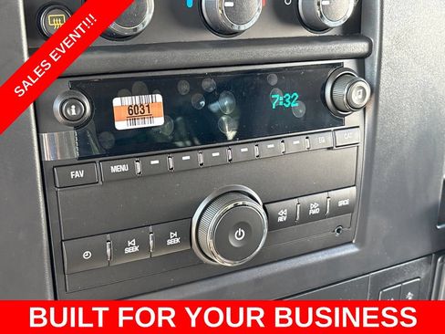 New 2026 Chevrolet Express 3500 LT w/ LT Preferred Equipment Group RWD image 10