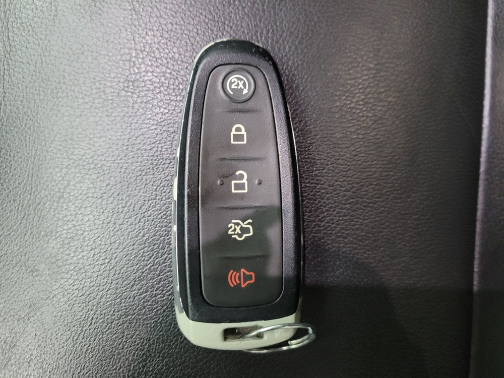 Used 2018 Ford Escape Titanium AWD/4WD image 32