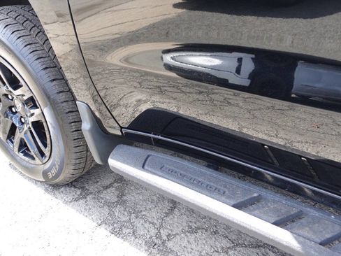 Used 2022 Chevrolet Silverado 1500 LT Trail Boss image 13