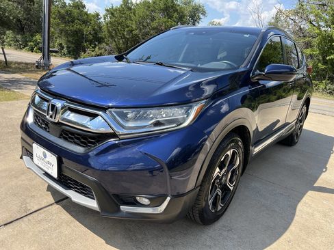 Used 2017 Honda CR-V Touring image 4