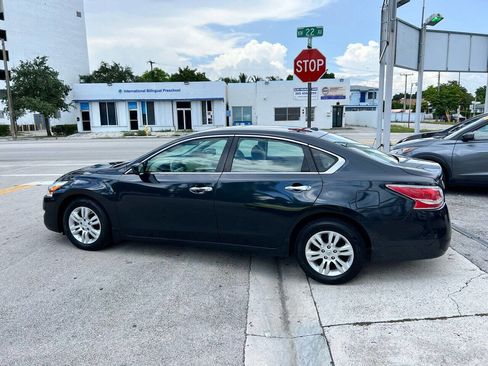 Used 2013 Nissan Altima 2.5 SV w/ 2.5SV Convenience Pkg image 9
