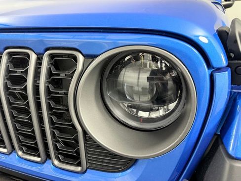 New 2026 Jeep Gladiator Sport image 18