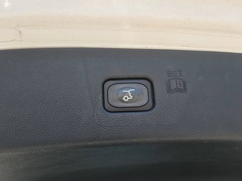 Used 2020 Ford Edge ST w/ Equipment Group 401A AWD/4WD image 8