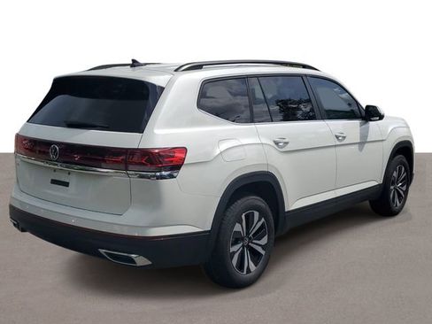 New 2026 Volkswagen Atlas SE FWD image 4