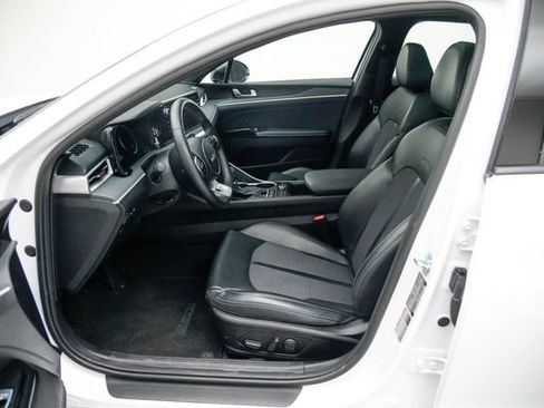 Used 2023 Kia K5 GT-Line FWD image 9