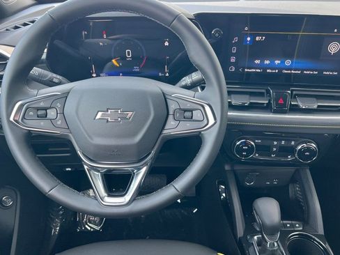 New 2026 Chevrolet TrailBlazer ACTIV w/ Convenience Package FWD image 11