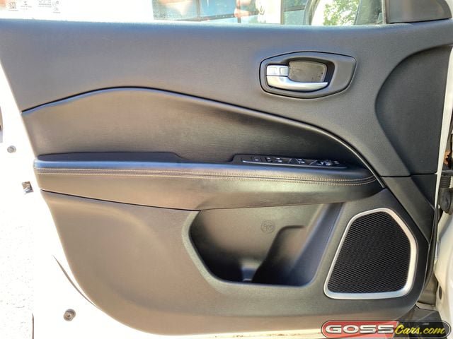 Used 2019 Jeep Compass Limited FWD image 22