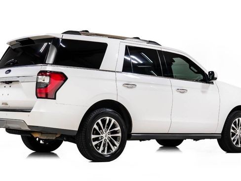 Used 2018 Ford Expedition Limited w/ Equipment Group 301A image 3