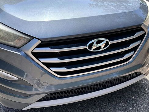 Used 2018 Hyundai Tucson Value FWD image 33