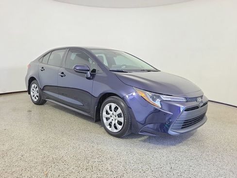Used 2024 Toyota Corolla LE FWD image 4