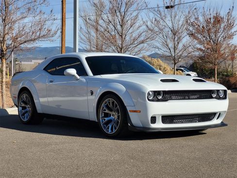 Used 2023 Dodge Challenger SRT Hellcat image 3