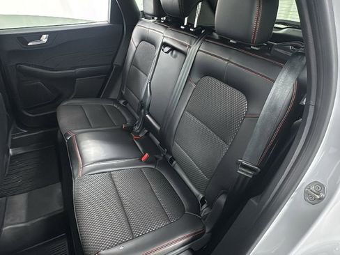 Used 2023 Ford Escape ST-Line image 12