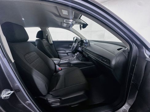 Used 2025 Honda HR-V LX image 28