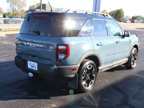 Used 2022 Ford Bronco Sport Outer Banks image 5