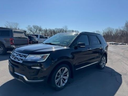 Used 2019 Ford Explorer Limited image 1