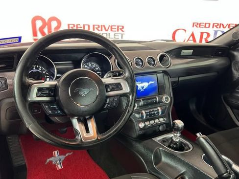 Used 2018 Ford Mustang GT w/ GT Performance Package RWD image 13