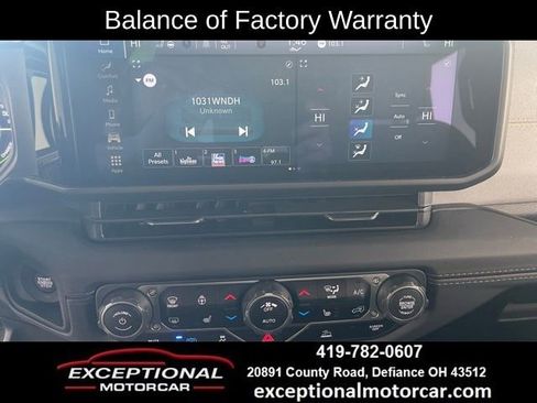 Used 2025 Jeep Wrangler Unlimited Sahara image 40