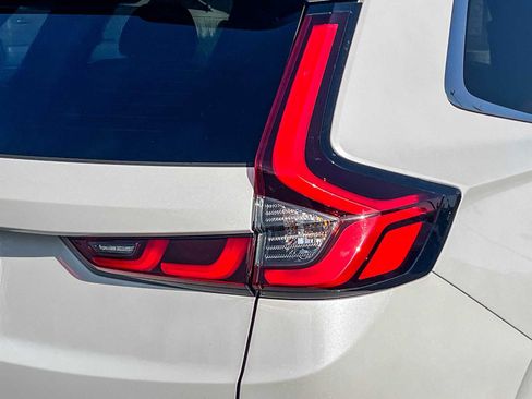 Used 2023 Honda CR-V Sport image 8