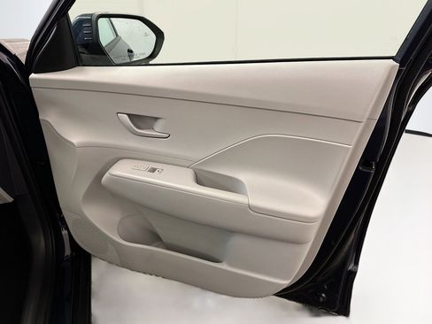 Used 2024 Hyundai Kona SEL image 33