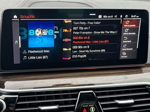 Used 2023 BMW M550i xDrive image 22