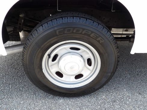 Used 2015 Ford F250 XL w/ Power Equipment Group RWD image 57