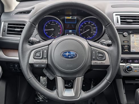 Used 2017 Subaru Outback 2.5i Limited AWD/4WD image 19