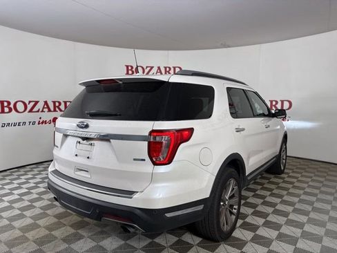 Used 2018 Ford Explorer Limited image 8