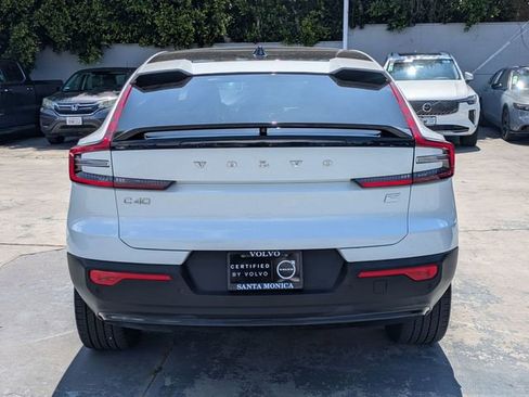 Certified 2023 Volvo C40 P8 Recharge Plus w/ Climate Package AWD/4WD image 4