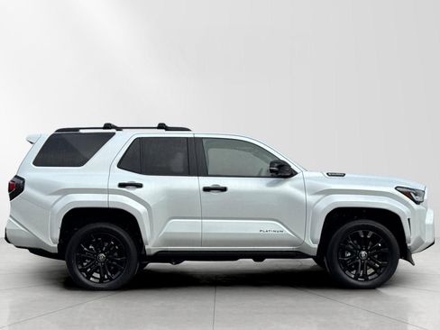 New 2026 Toyota 4Runner 4WD image 2