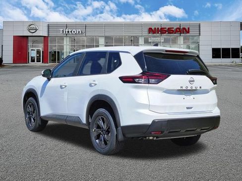New 2026 Nissan Rogue SV w/ Cold Weather Package FWD image 6