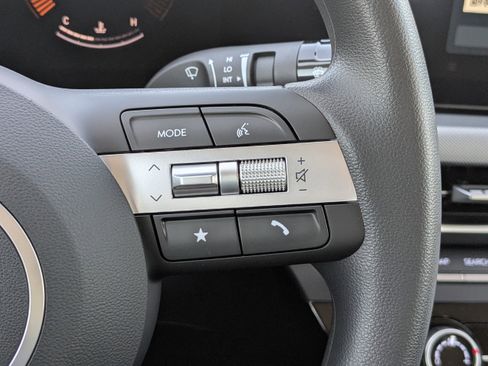 Used 2026 Hyundai Sonata SE FWD image 28