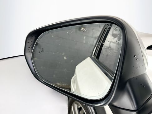 Used 2016 Lexus NX 200t AWD w/ Premium Package image 16