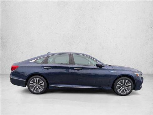 Used 2019 Honda Accord Touring image 4